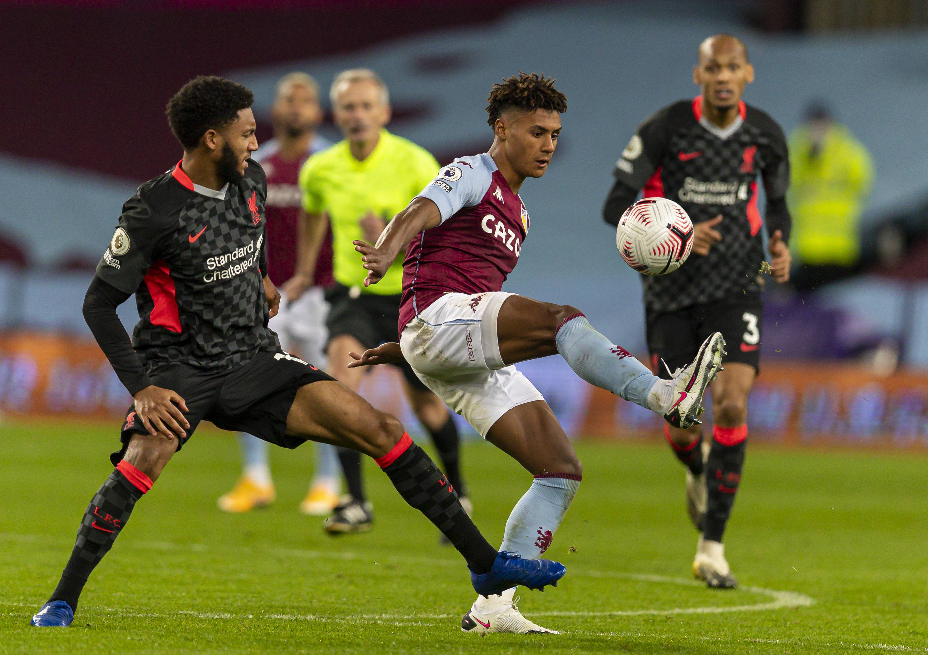 多名专家指 多名专家指