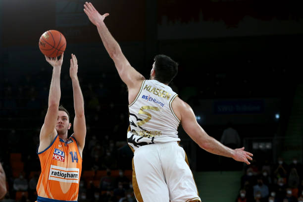 跑卫德里克 跑卫德里克