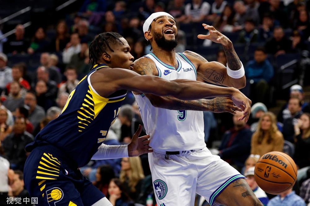 辽宁昔日双子星：赵继伟4年顶薪留队 郭艾伦执行广州顶薪迎第16赛季